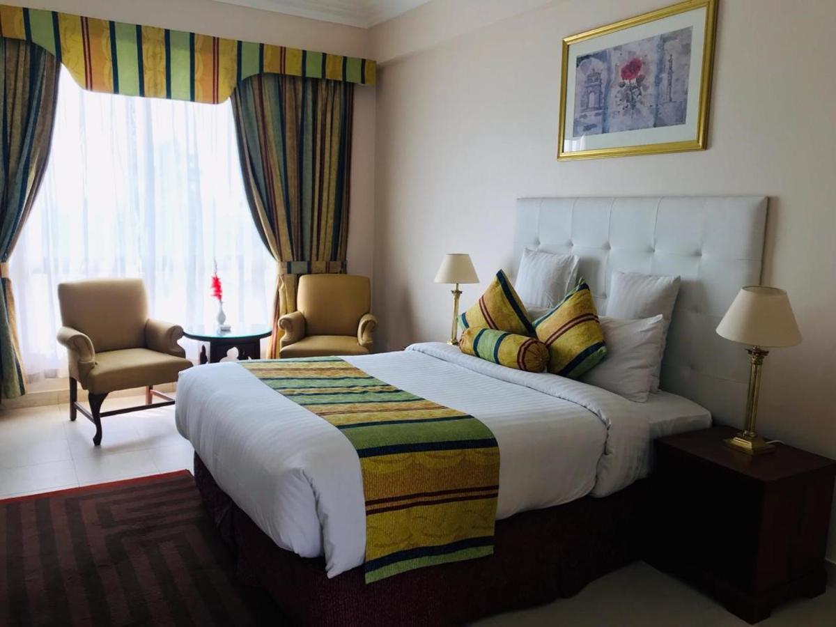 Beach Luxury Hotel Karachi Extérieur photo