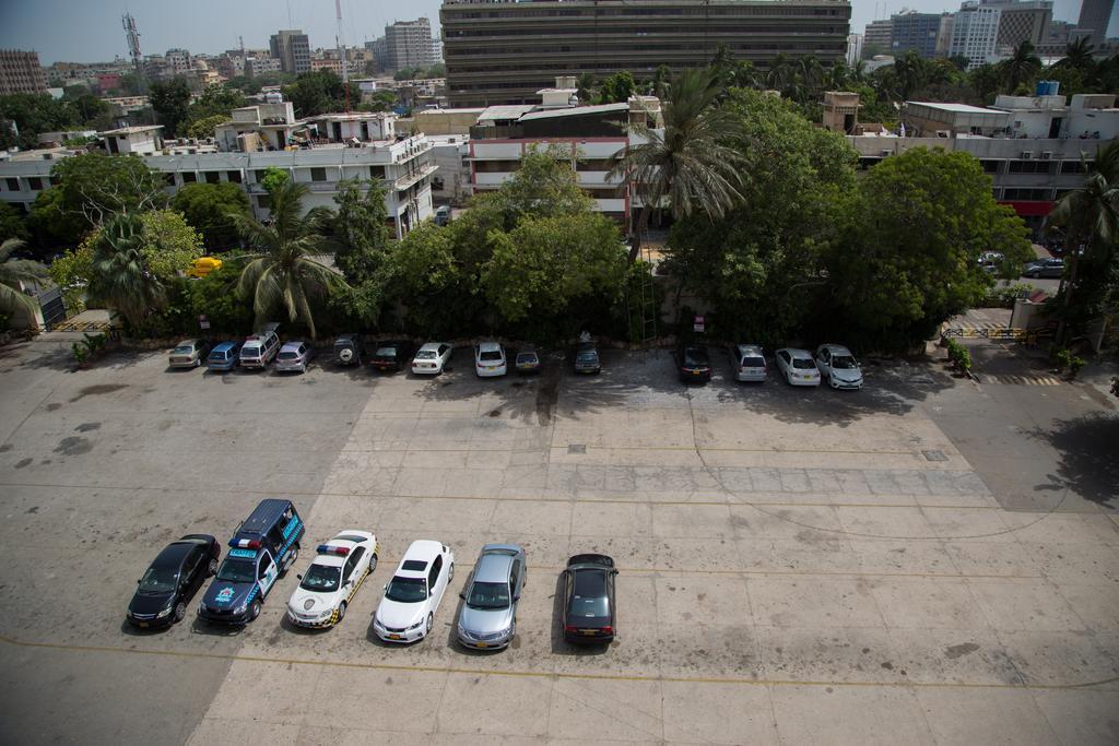 Beach Luxury Hotel Karachi Extérieur photo