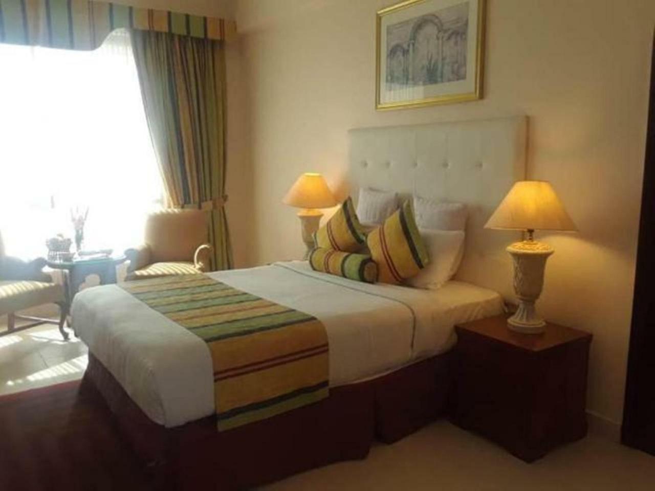 Beach Luxury Hotel Karachi Extérieur photo