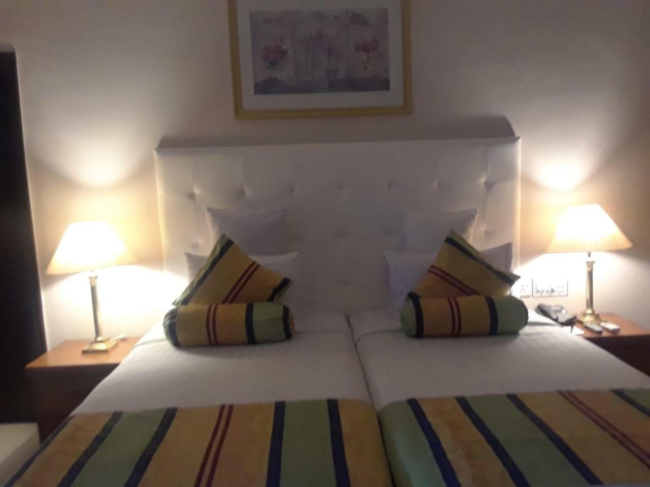 Beach Luxury Hotel Karachi Extérieur photo