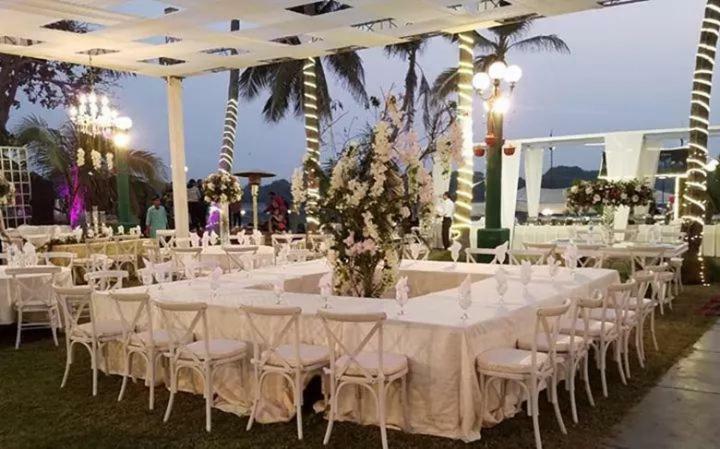 Beach Luxury Hotel Karachi Extérieur photo