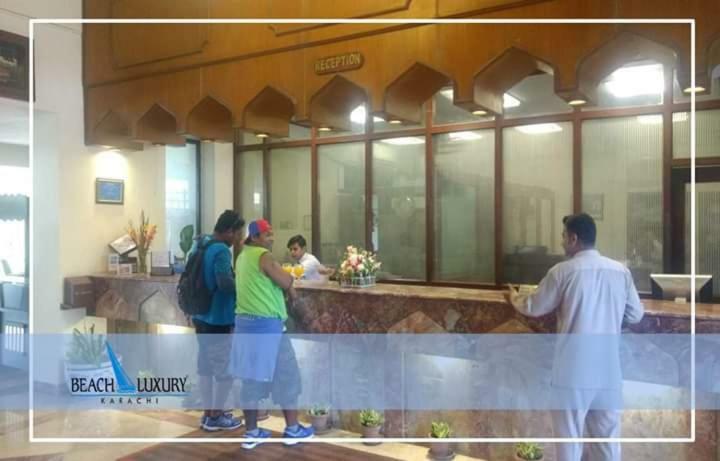 Beach Luxury Hotel Karachi Extérieur photo